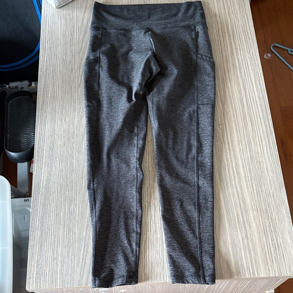 Aerie OFFLINE The Hugger High-Rise Leggings Gray Size M Pockets